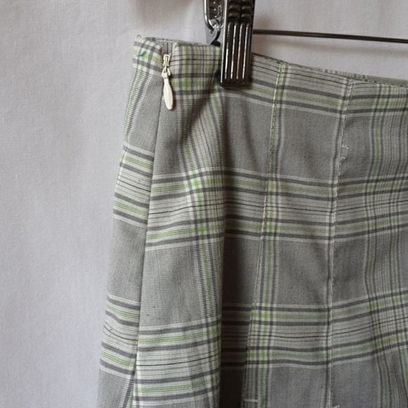 Plaid Pleated Golf Skirt by Izod xfg - Picture 3 of 8
